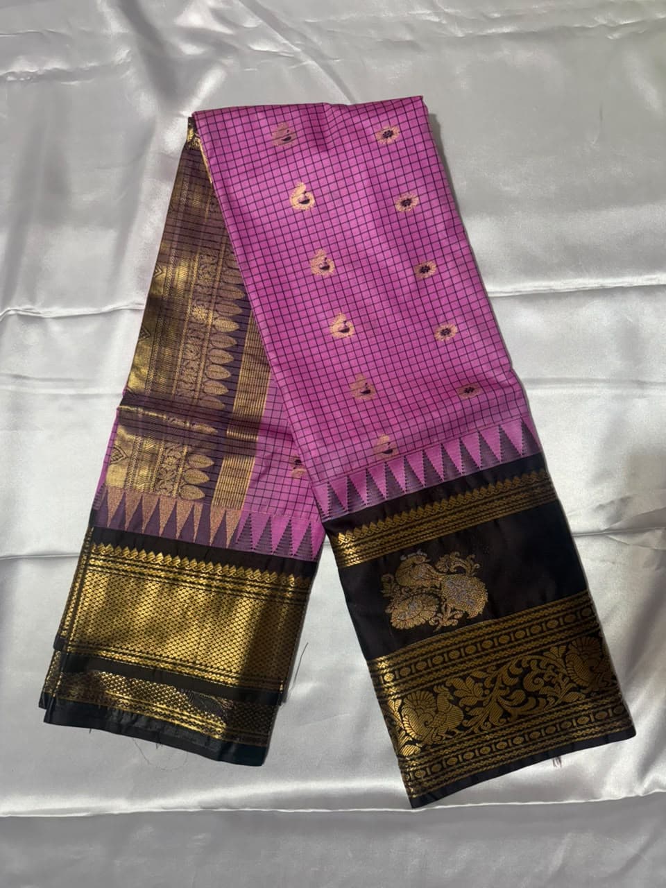 Pink small checks - Pure Mulberry Silk • Handloom Pit Loom / Kadwa